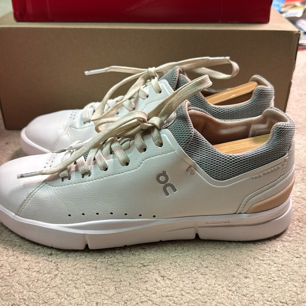 Women’s On Cloud The Roger Advantage Tennis Shoe White/Pink Size 9 - Picture 5 of 7